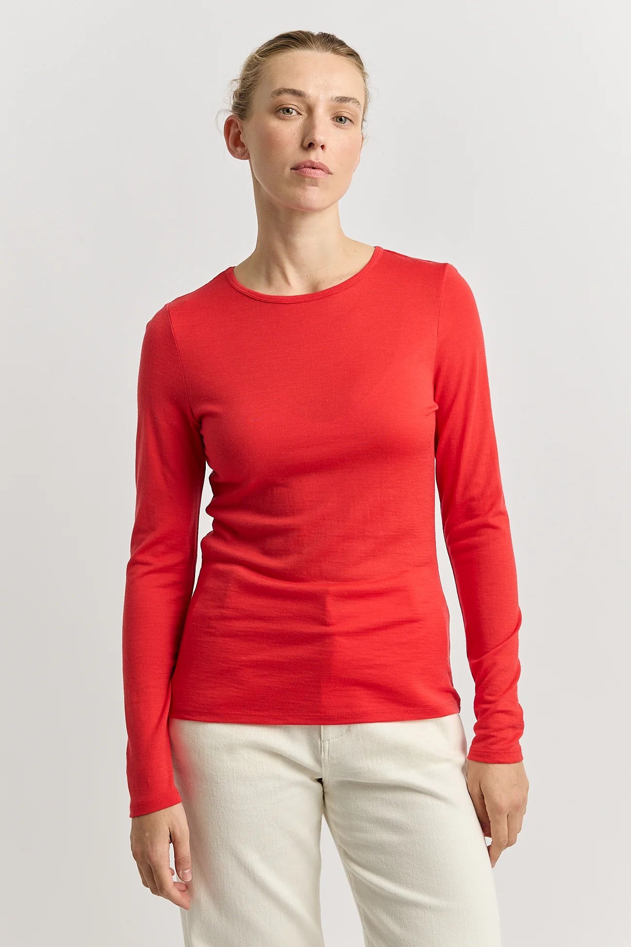 CREW MERINO TEE in Poppy by Toorallie