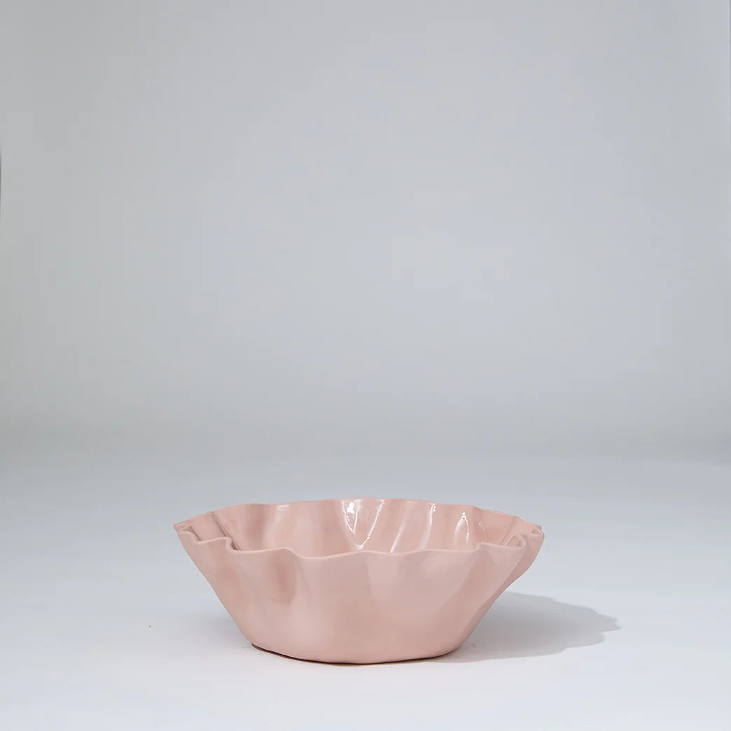 RUFFLE BOWL MEDIUM in Icy Pink from Marmoset Found