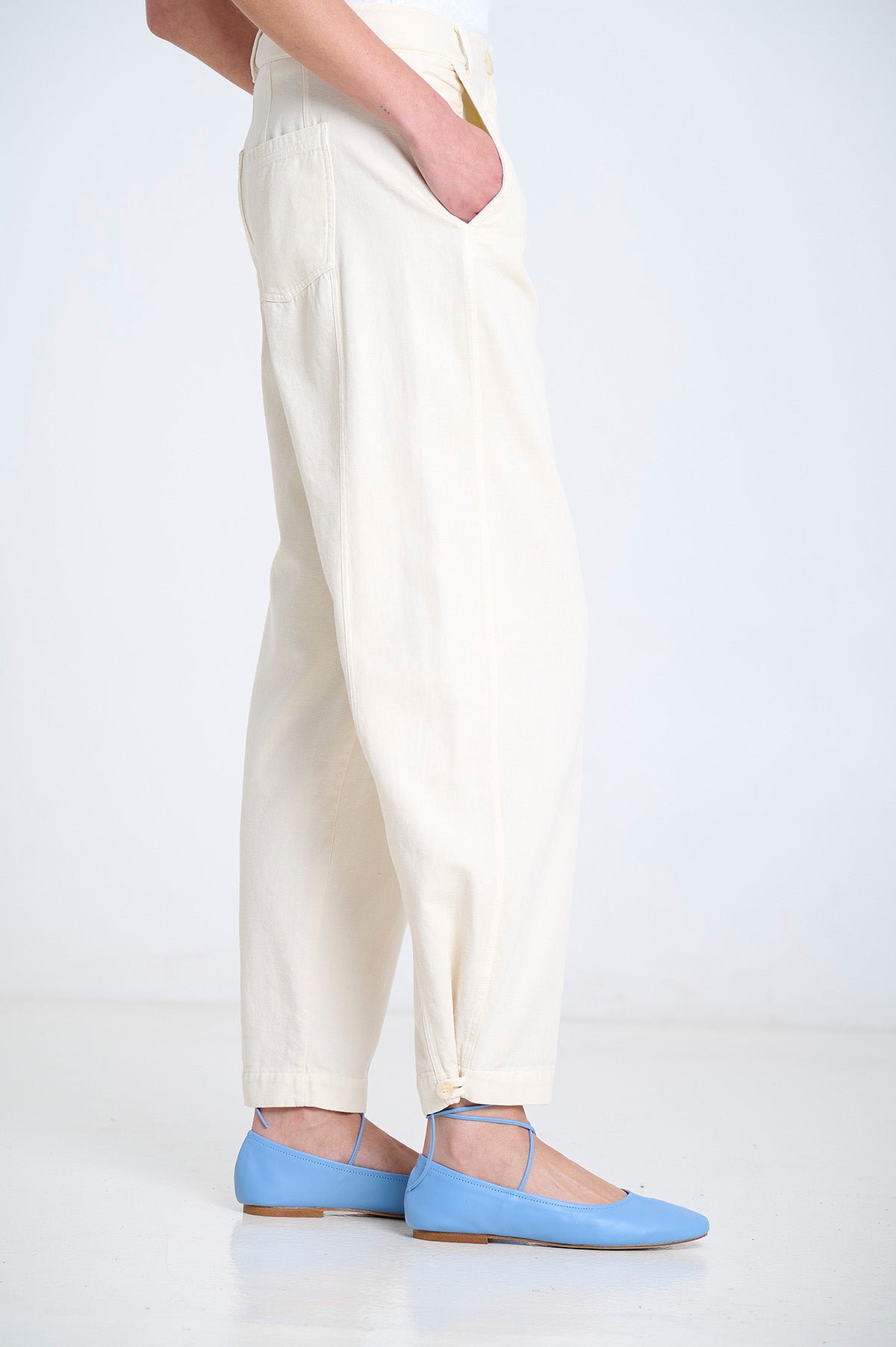 BARREL PANT in Ecru by Sita Murt