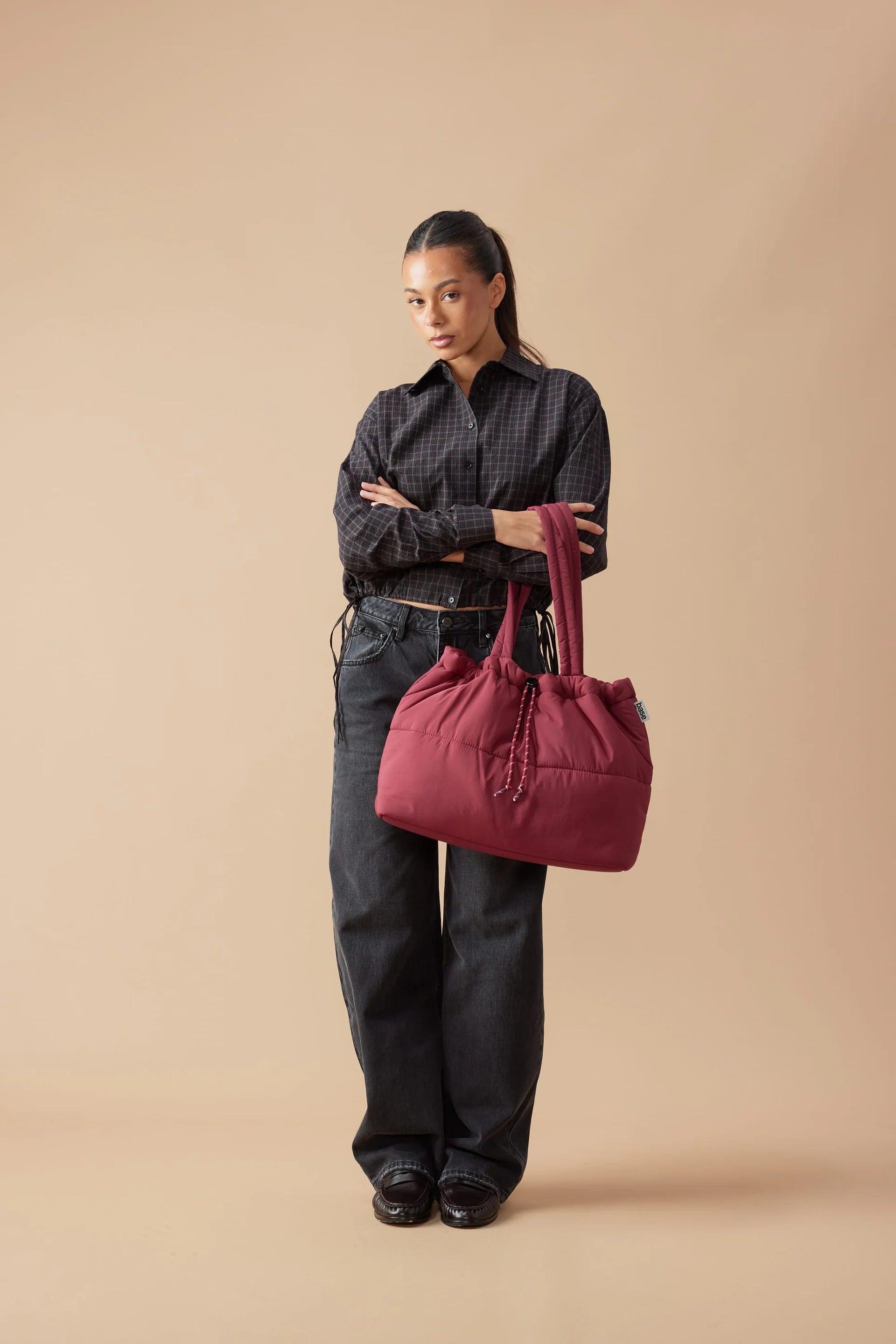 SCRUNCH BASE in Burgundy + Burgundy by Base Supply