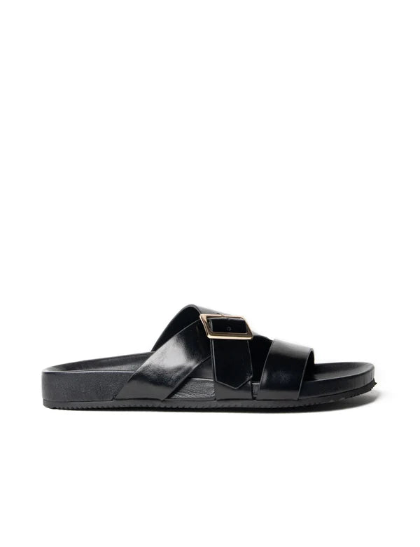 BUCKLE STRAP SLIDE in Black by La Tribe