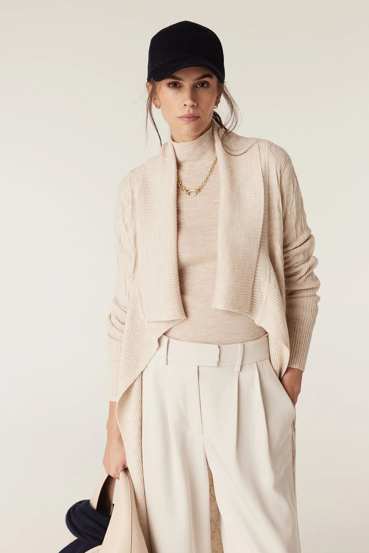 THE BEAUMONT MERINO CARDIGAN | Oatmeal - Darling & Domain