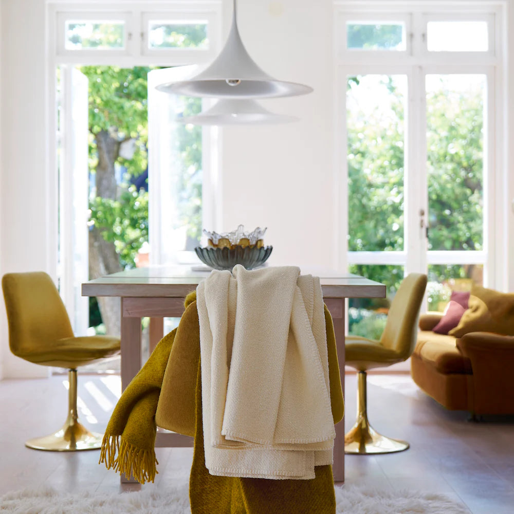 KLIPPAN BOUCLE WOOL BLANKET | Cream - Darling & Domain