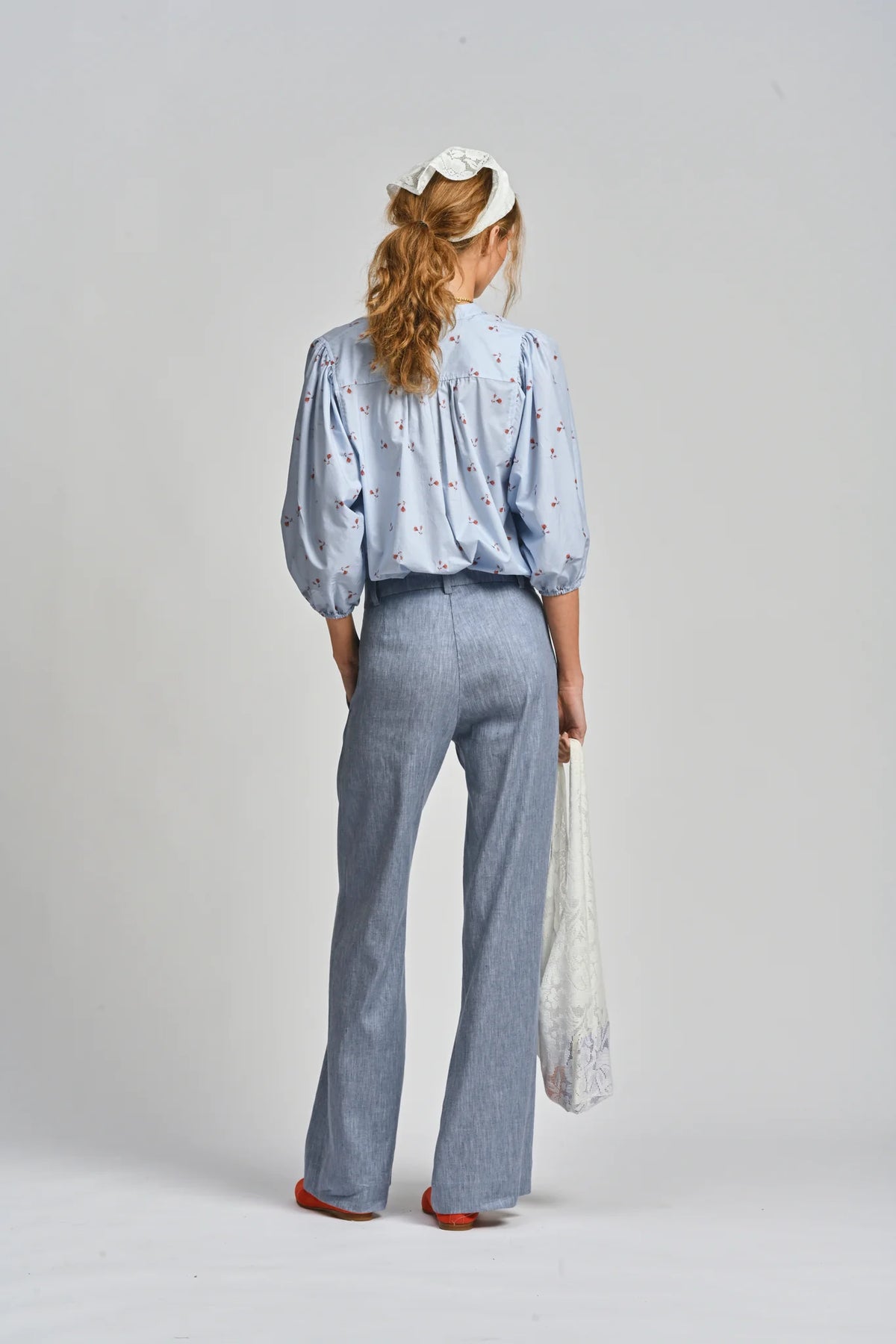 LE CAFE CURTAIN ROSEBUD SHIRT in Bluebell from Le Stripe