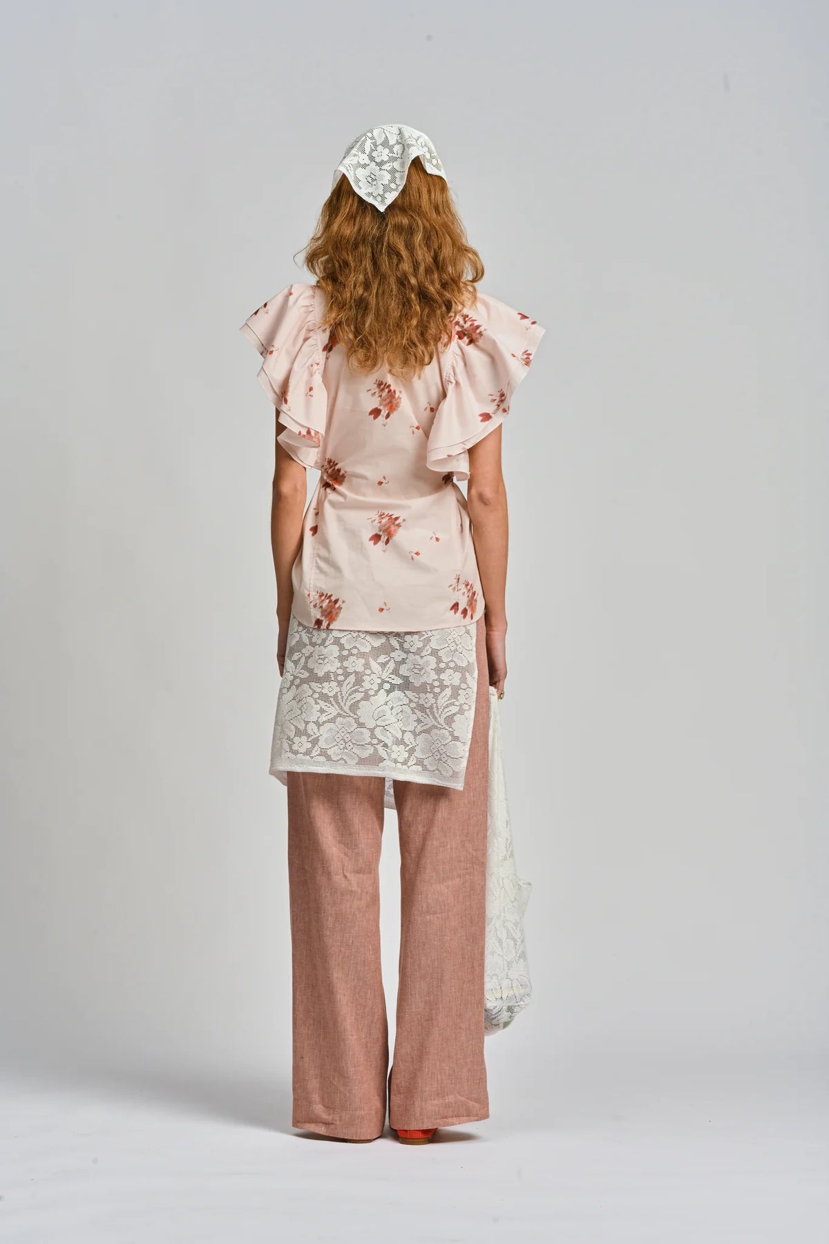 LE TABLECLOTH FRILL TOP in Rosa from Le Stripe