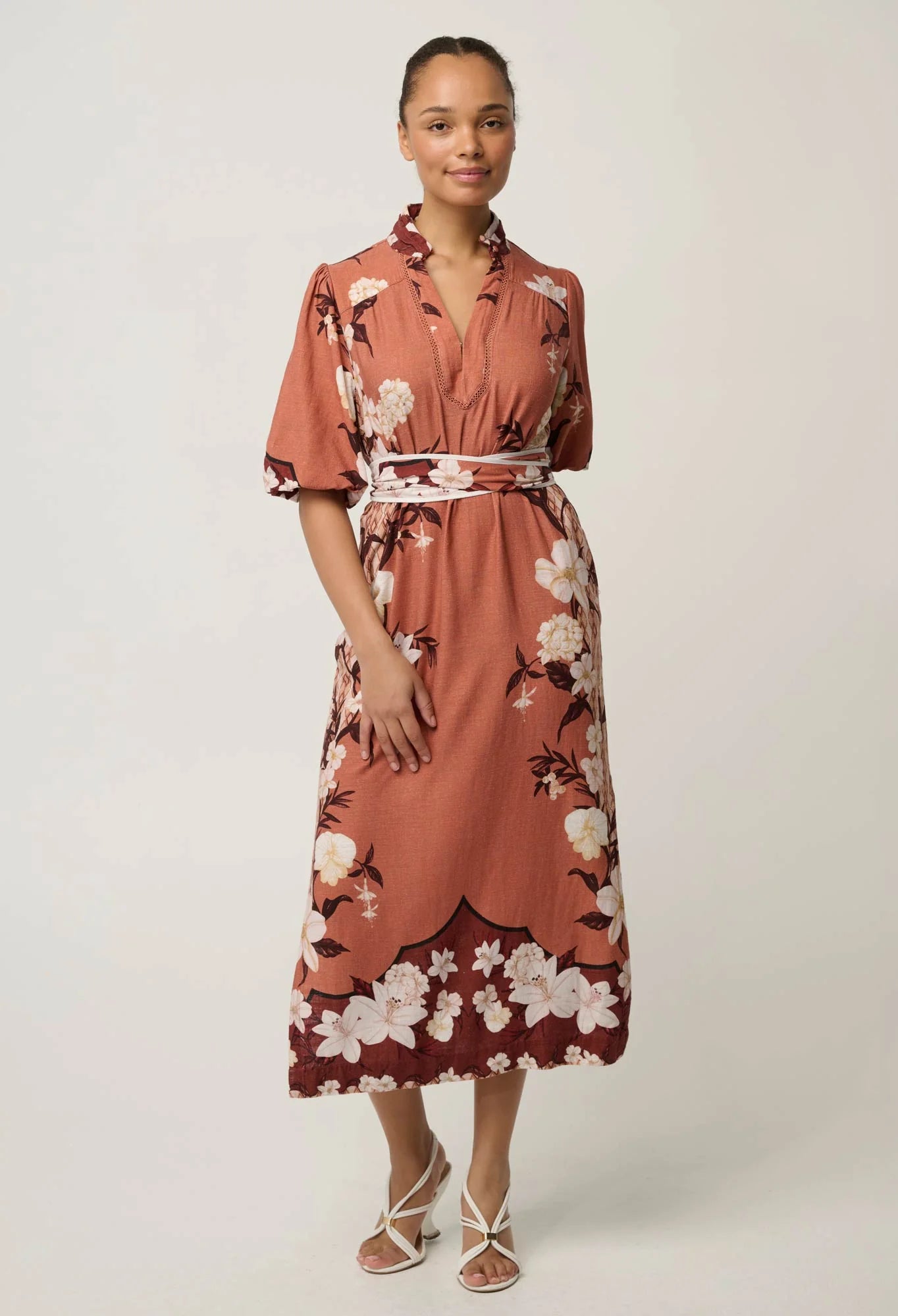 GISELA LINEN VISCOSE PRINTED COLUMN MIDI DRESS in Amber Vine from Oncewas