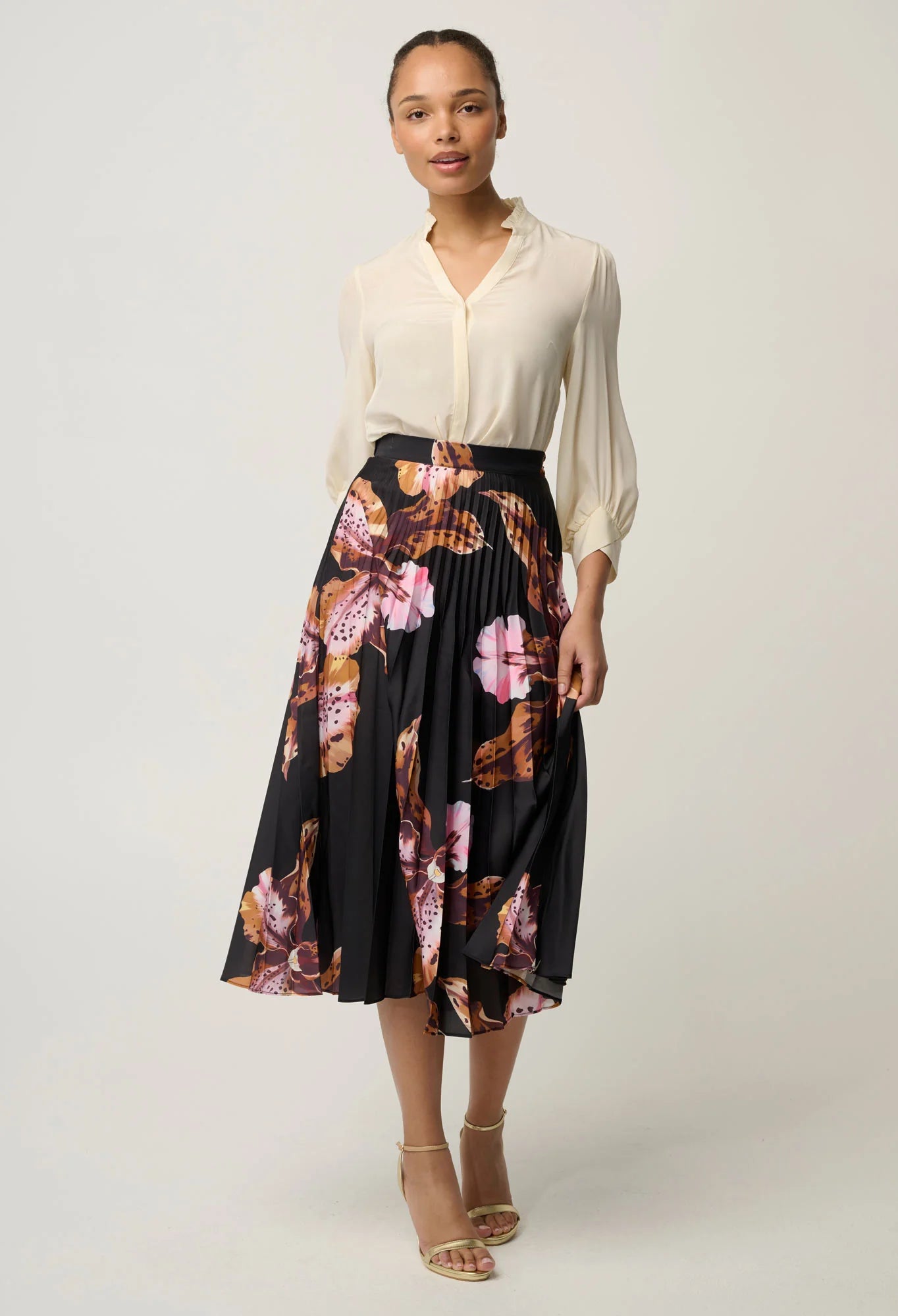 IRIS PLEATED POLYESTER SKIRT in Sunset Orchid from Oncewas
