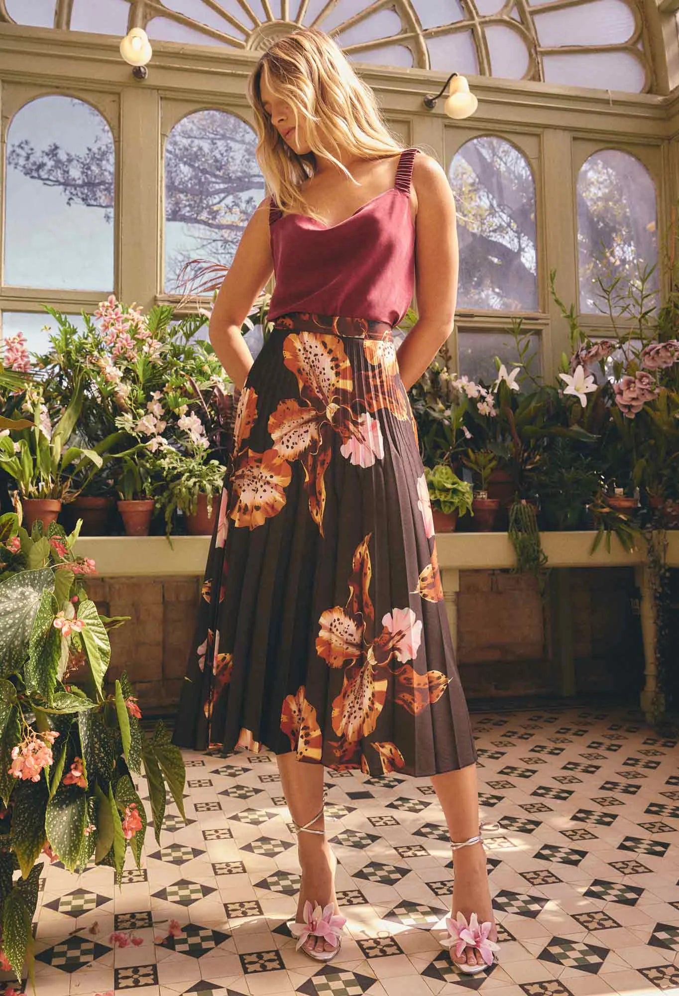 IRIS PLEATED POLYESTER SKIRT in Sunset Orchid from Oncewas