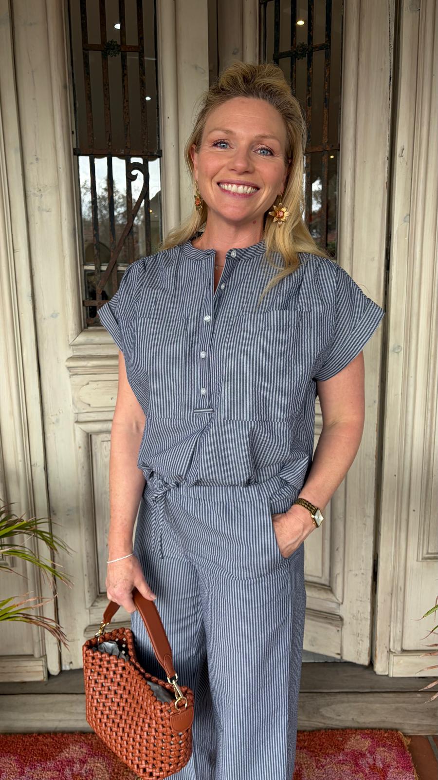 VALENTIN MD STRIPE TOP in Washed Black Stripe by Modstrom