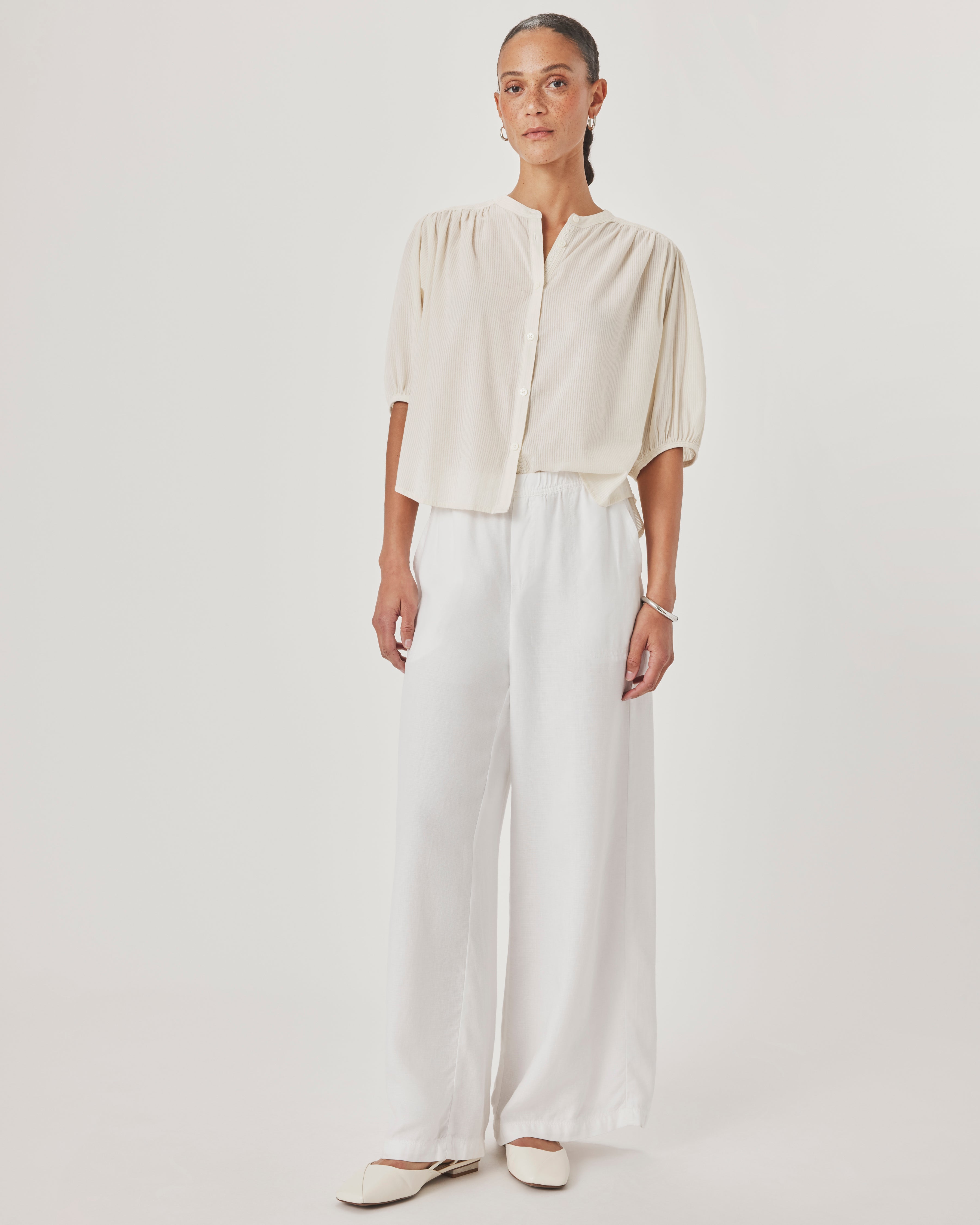 MADELYN BLOUSE in Antique Pearl by Splendid