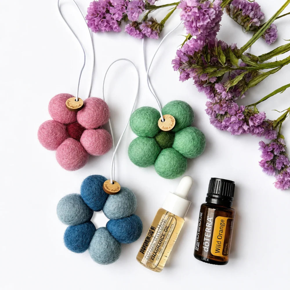 SCENTED YOUR WAY FELT FRESHENERS in Green Flower by Home Dwellers