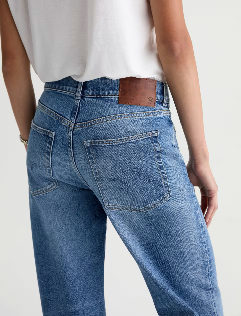 BILLIE JEAN in Echo by AG Jeans