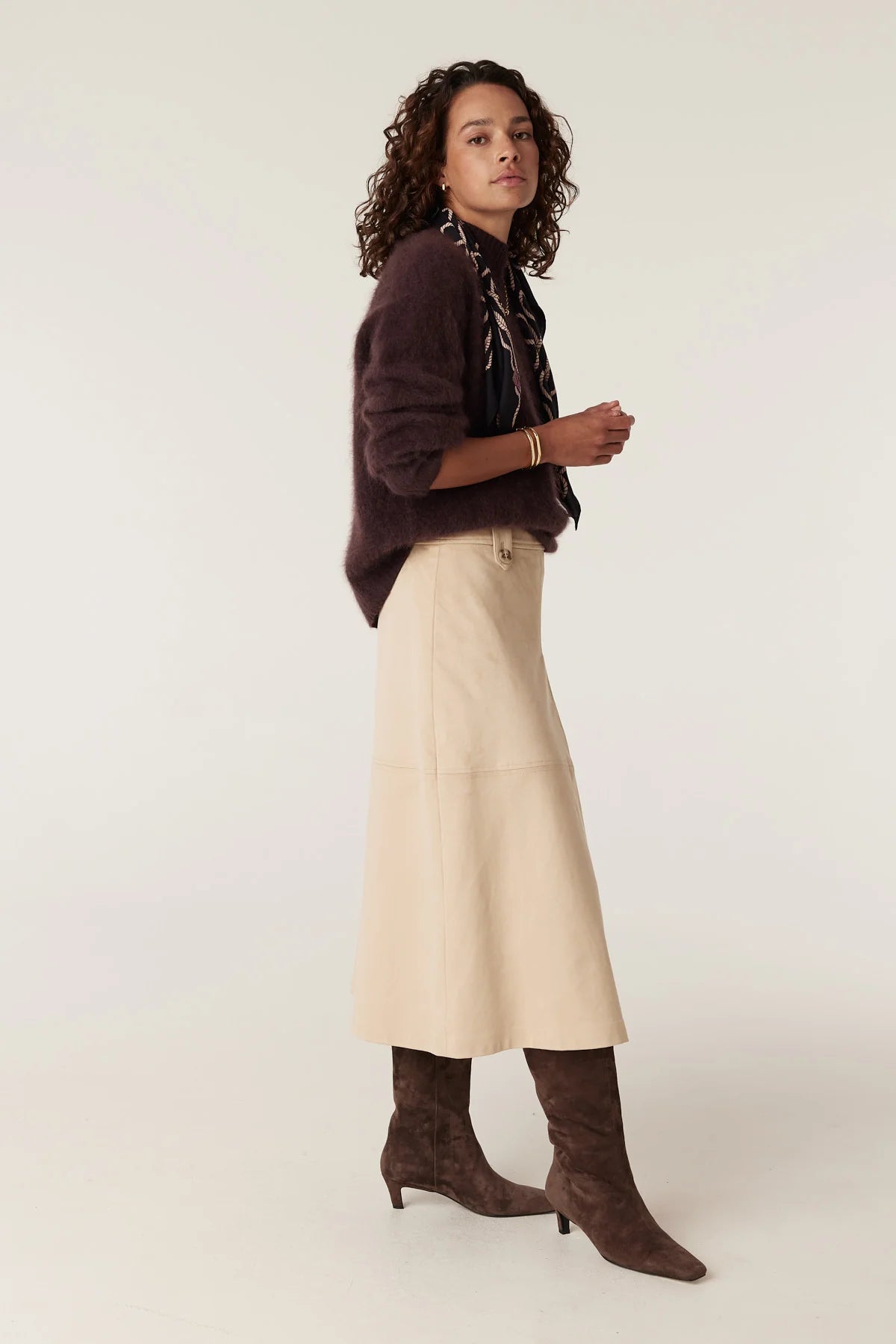 INES FAUX SUEDE SKIRT | Natural - Darling & Domain