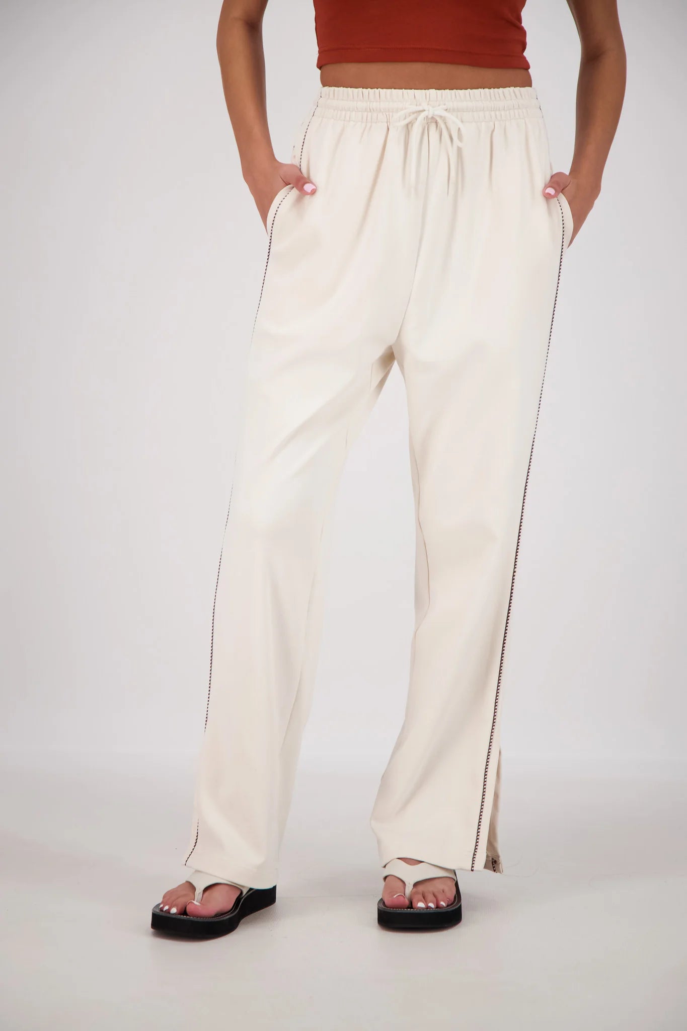 MANAROLA TRACKPANT | Oatmeal - Darling & Domain