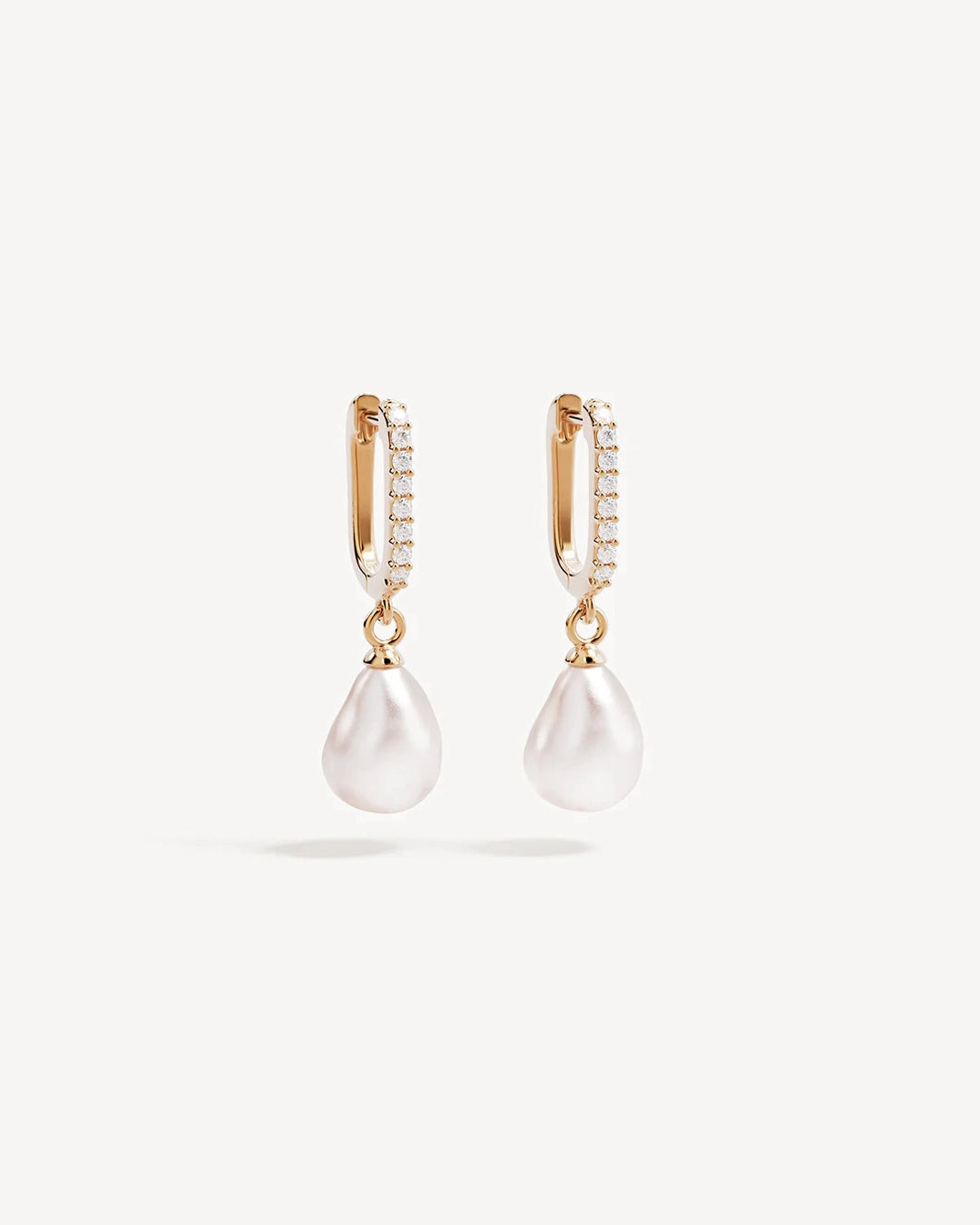 By Charlotte LOVE WITH GRACE LAB-GROWN DIAMOND PEARL HOOPS in 18k Gold Vermeil
