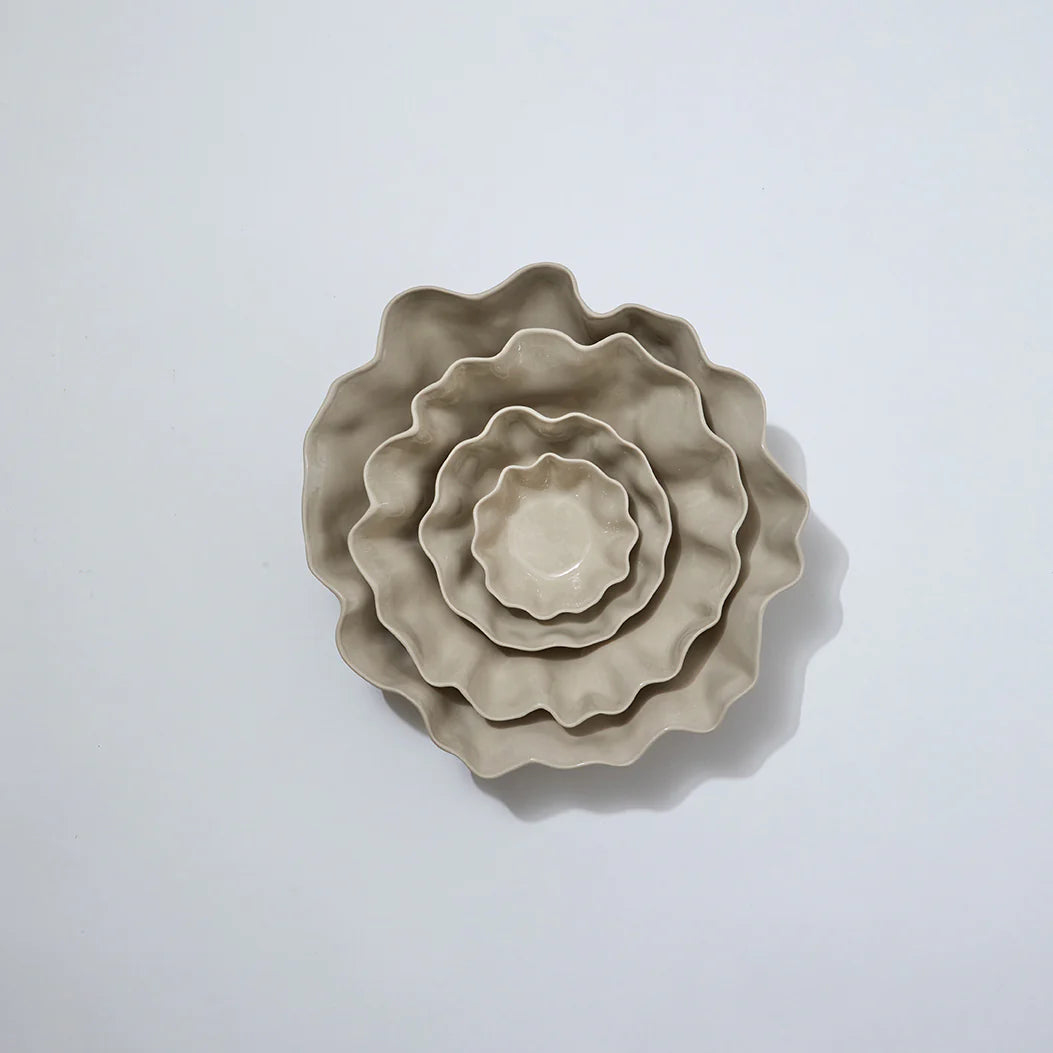RUFFLE BOWL X SMALL in Chalk White from Marmoset Found