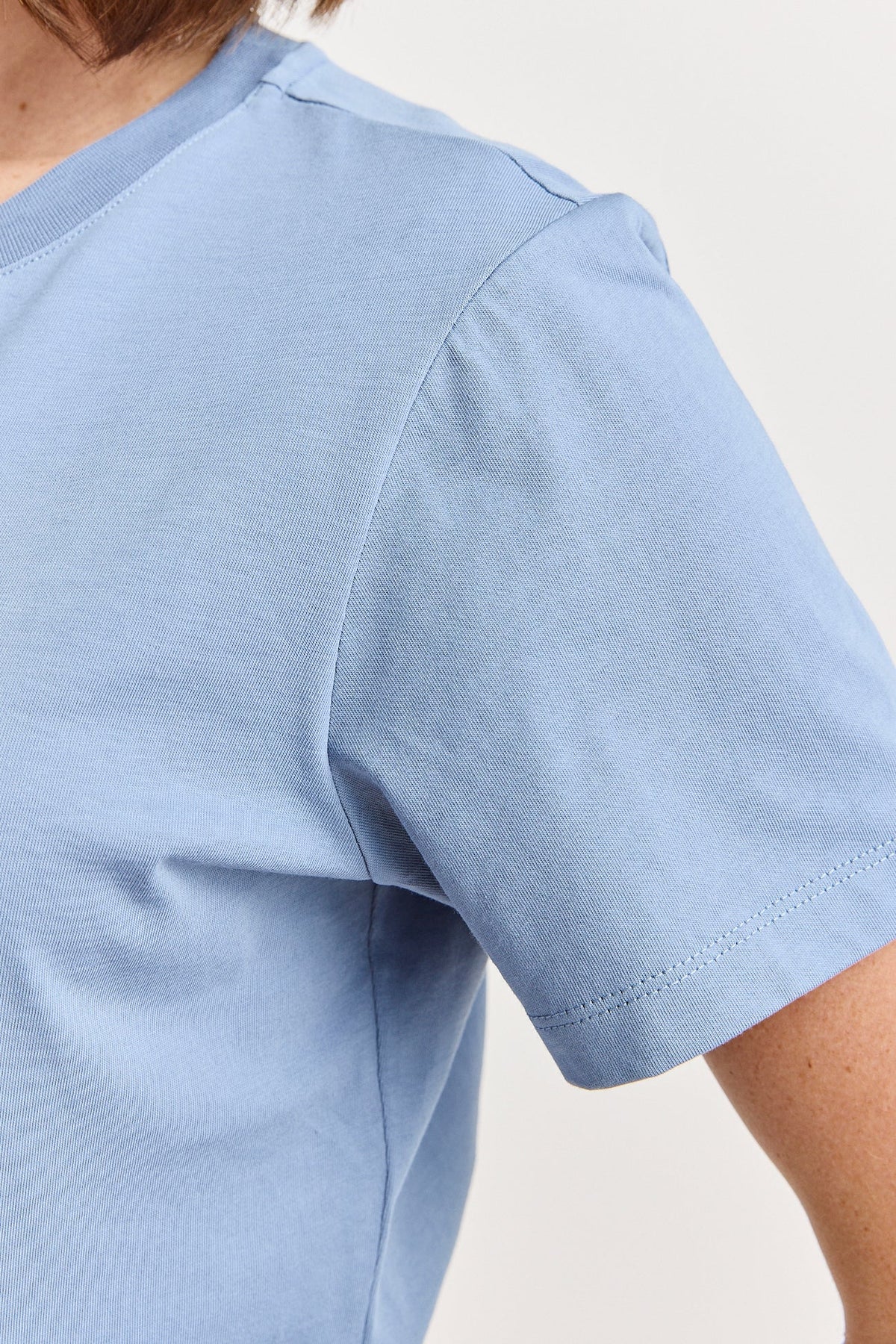 CLASSIC ORGANIC COTTON TEE in Mist by Toorallie at Darling & Domain