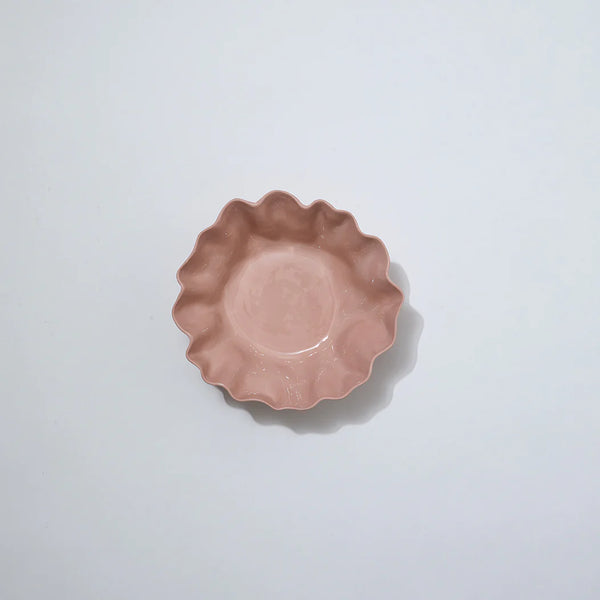 RUFFLE BOWL MEDIUM in Icy Pink from Marmoset Found
