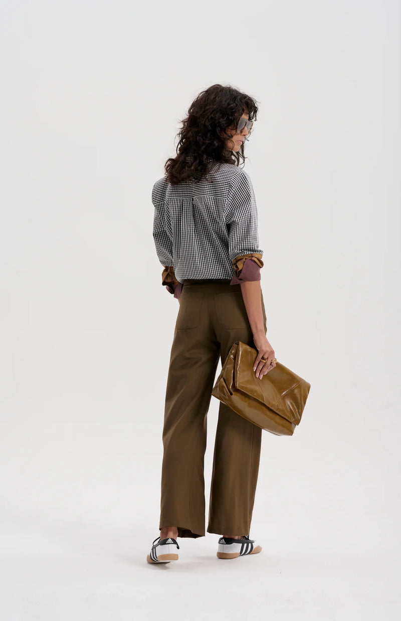 PURE MERINO WORSTED TROUSER in Dark Olive from Le Stripe