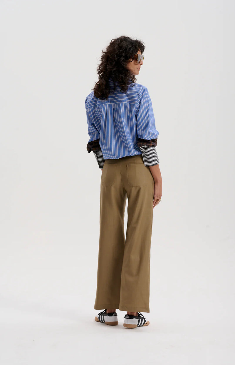 PURE MERINO WORSTED TROUSER in Pale Tabacco from Le Stripe