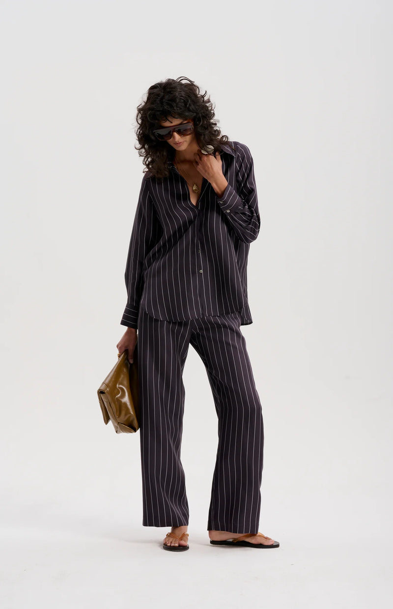 LE SILK TWILL PINSTRIPE SHIRT in Navy from Le Stripe