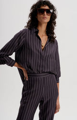 LE SILK TWILL PINSTRIPE SHIRT in Navy from Le Stripe