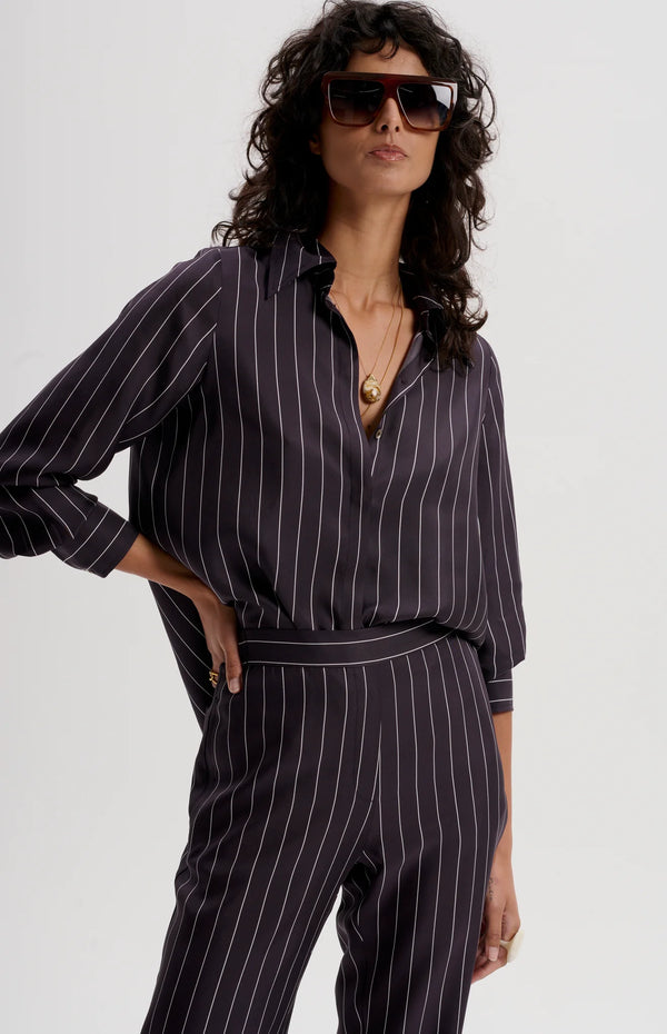 LE SILK TWILL PINSTRIPE SHIRT in Navy from Le Stripe