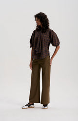 PURE MERINO WORSTED TROUSER in Dark Olive from Le Stripe