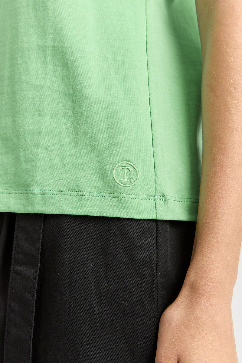 CLASSIC TEE in Agave by Toorallie