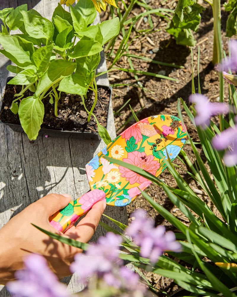 GARDEN TOOLS + GLOVES SET | Follow The Sun Yellow