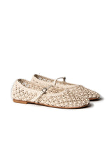 Amia Flat in Cream by La Tribe
