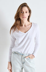 SON02BG LONG SLEEVE V NECK TEE in White by American Vintage