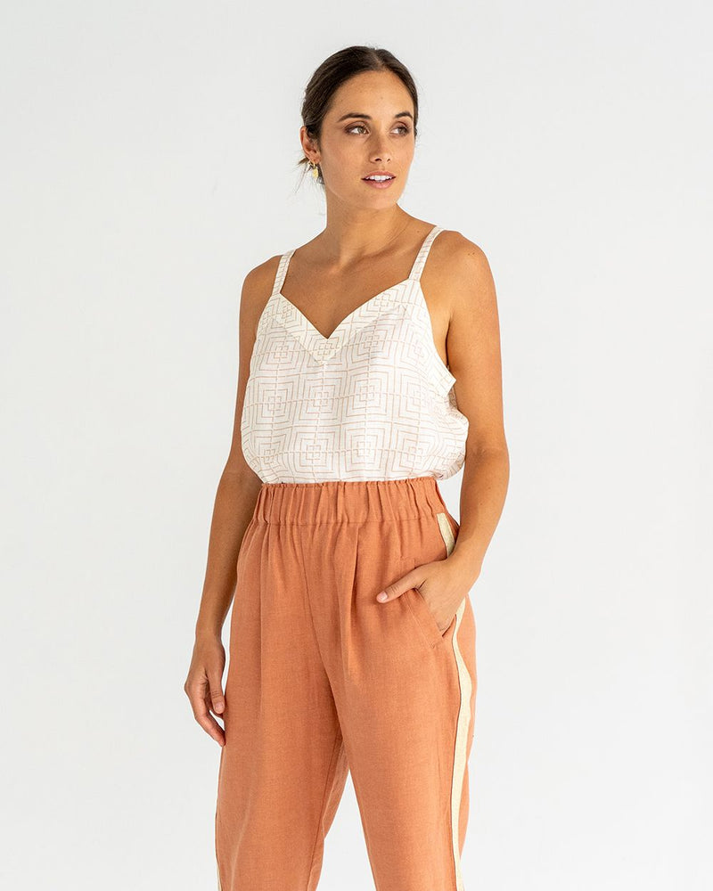 LEAH TAPERED TROUSER | Terracotta