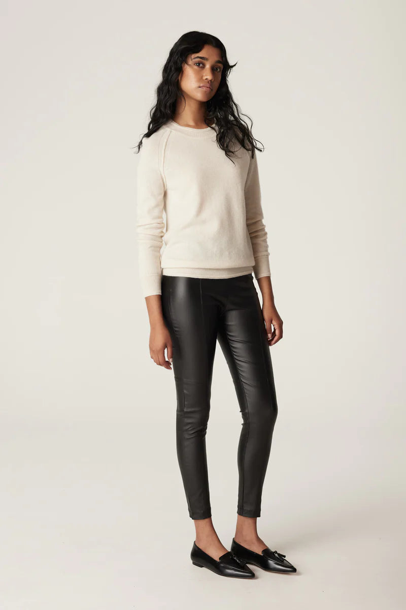 Cable Melbourne CASHMERE CREW JUMPER in Pearl