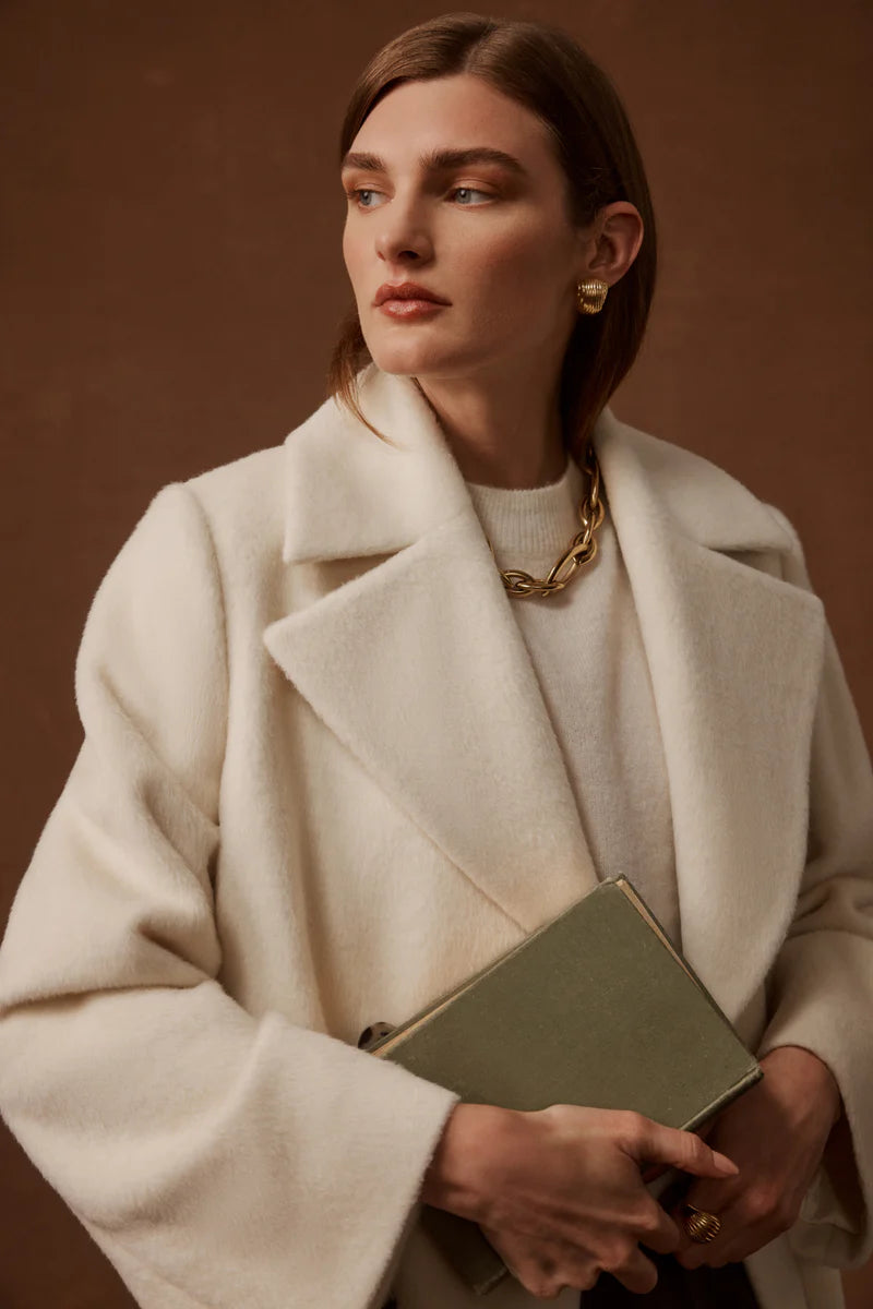 VICUNA COAT Winter White – Darling Domain - Main Image