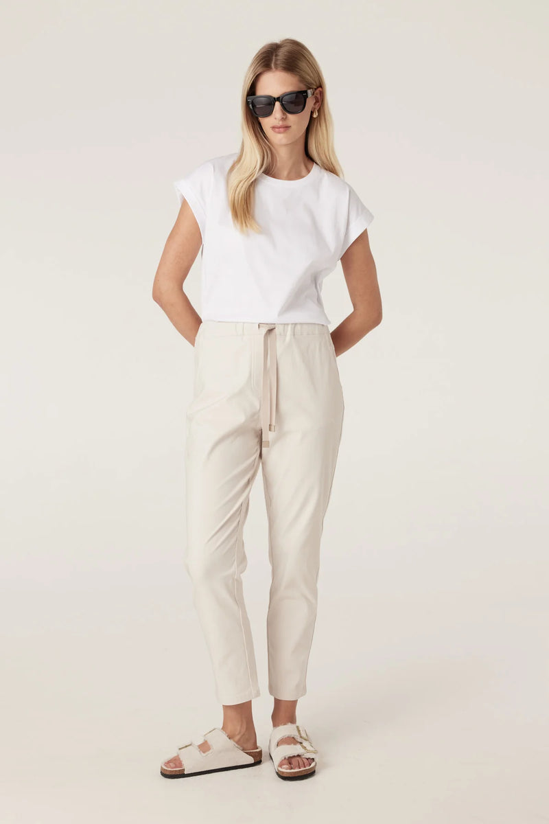 PIMA TEE | White