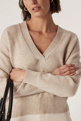 Cable Melbourne CASHWOOL V NECK JUMPER in Oatmeal