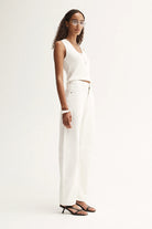 Chelsea Barrel Leg Jean in White by Elka Collective