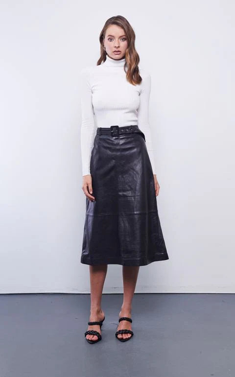 BUSINESS LEATHER PLANE SKIRT | Black - Darling & Domain