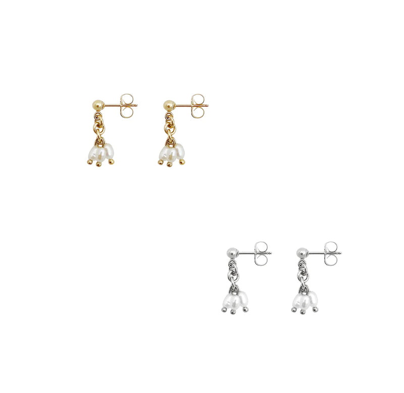 LILY TRIPLE PEARL EARRING | Gold