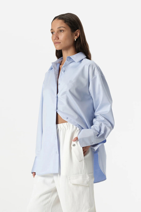 Elka Carter Shirt in light blue from Darling and Domain