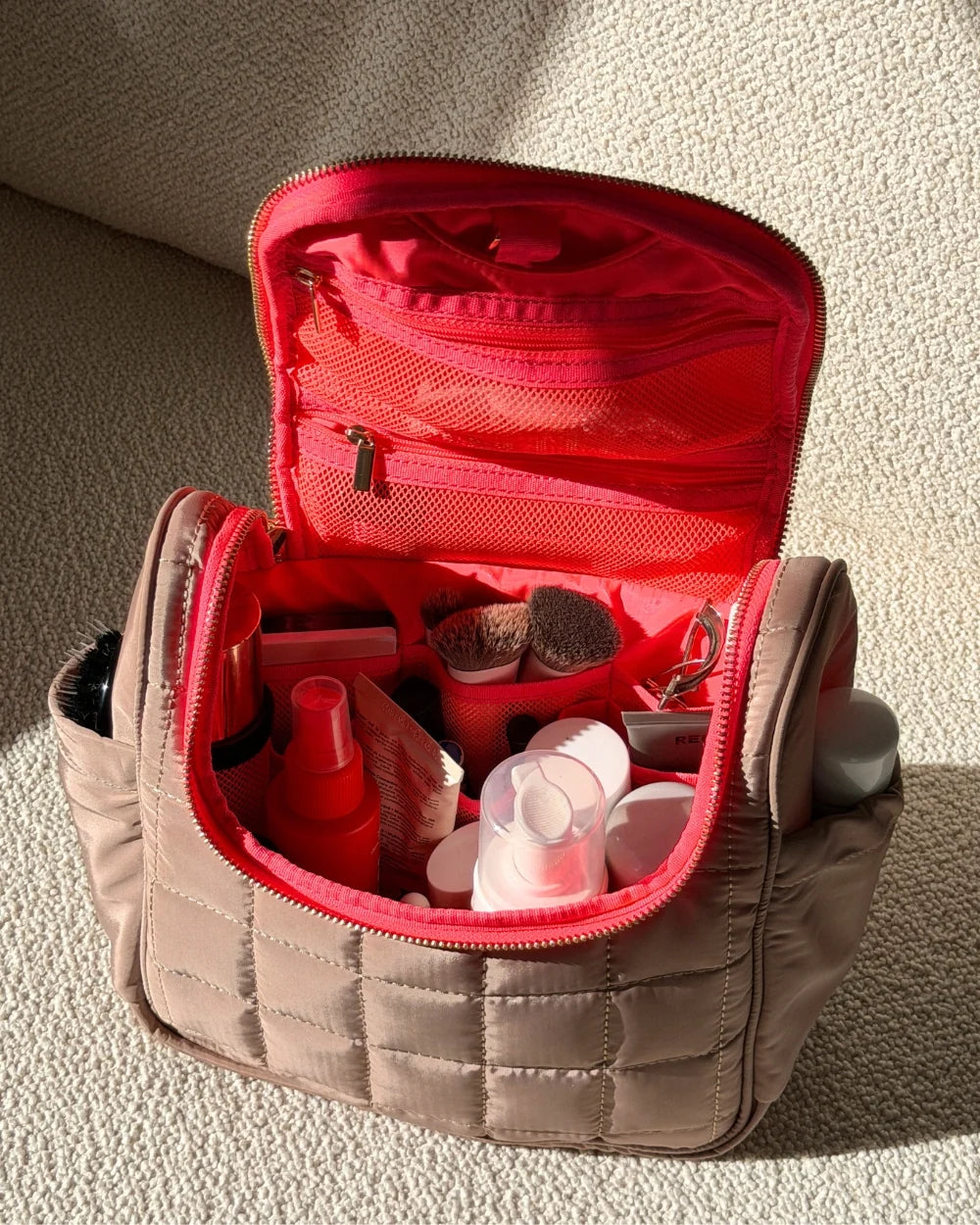 ESSENTIALS BAG in Taupe by Elms and King