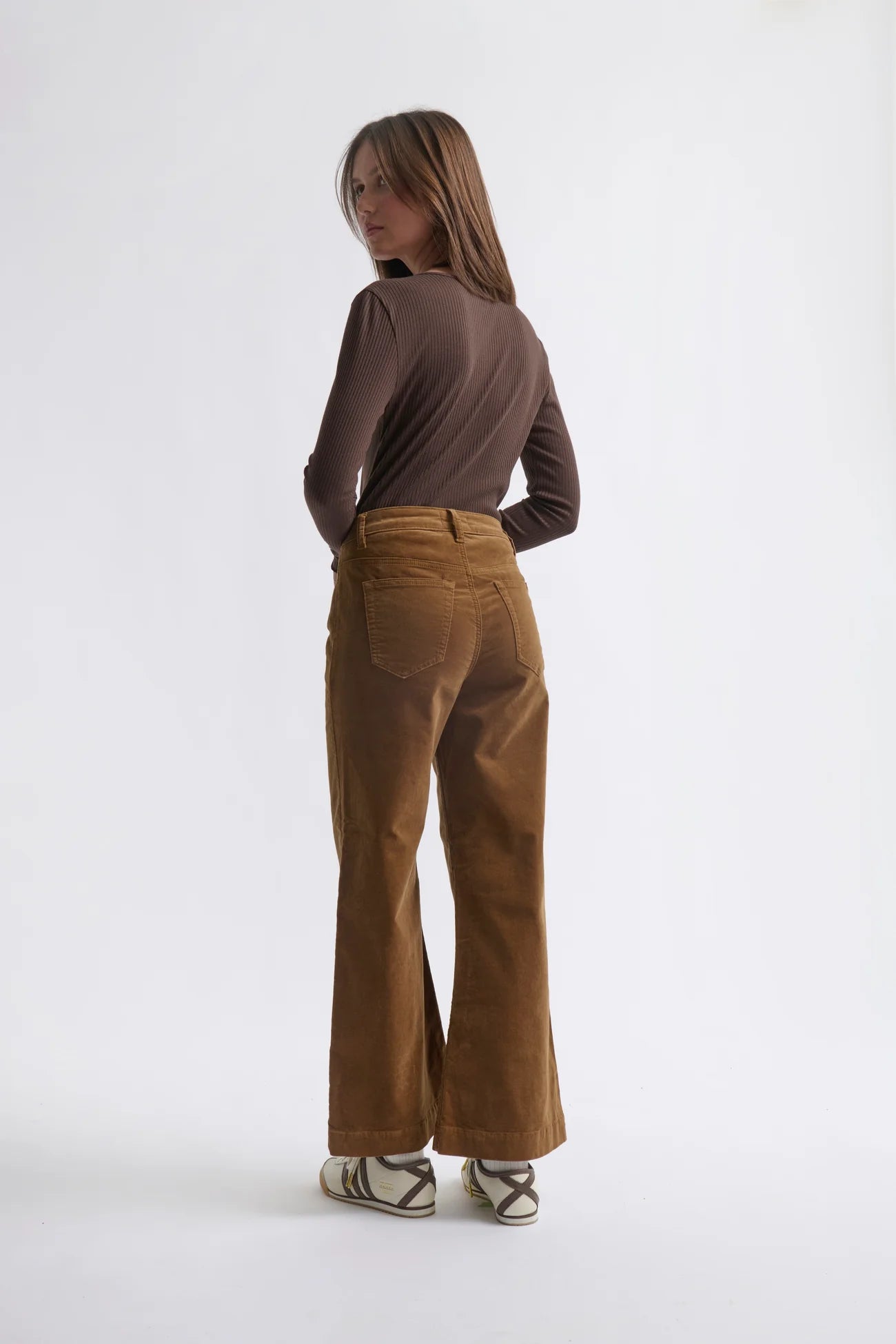 FREYA VELVET JEAN in Toffee Velvet by Kireina