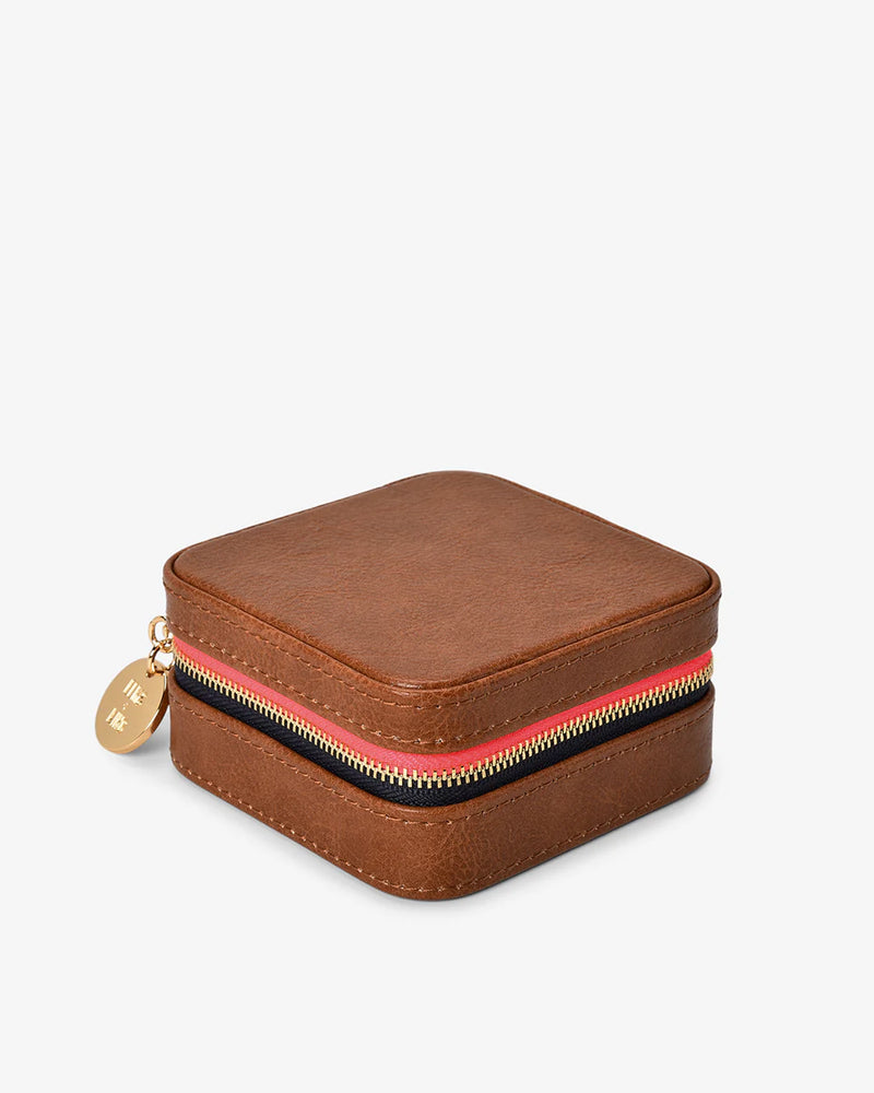 JEWELLERY CASE | Tan Pebble