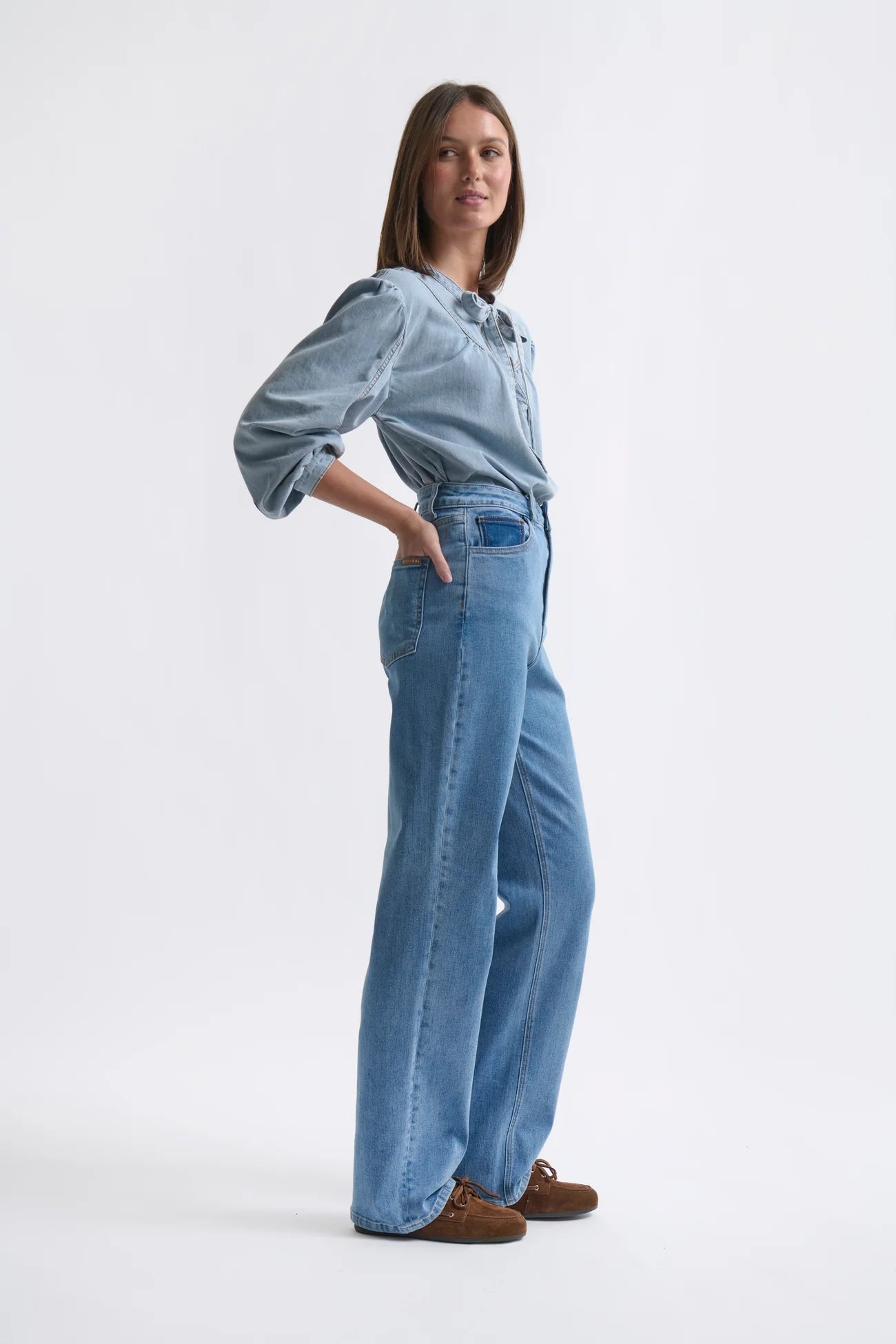 Bonnie Jean in 70s Blue by Kireina