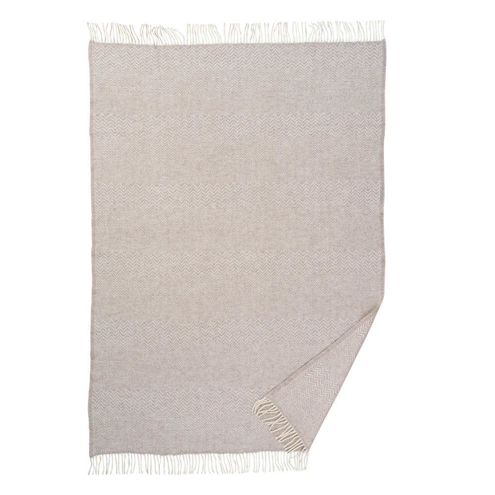 KLIPPAN ZIGZAG WOOL BLANKET | Greige - Darling & Domain