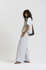 LE SEERSUCKER STRIPE SHIRT | White + Blue