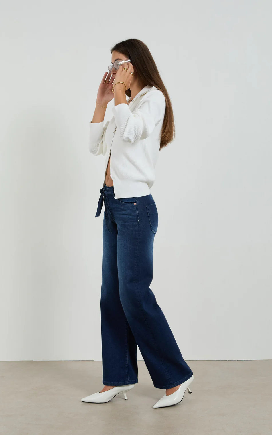 MOLLY MID RISE STRAIGHT LEG JEAN | Indigo - Darling & Domain
