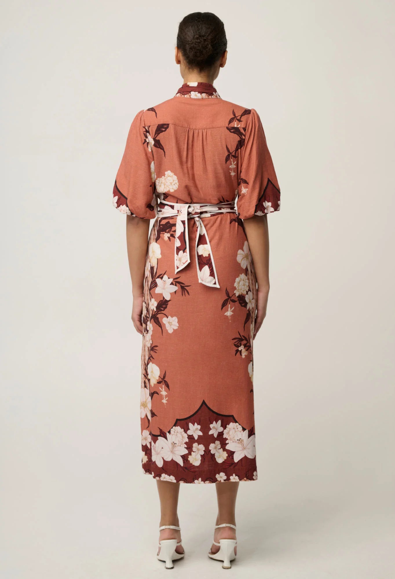 GISELA LINEN VISCOSE PRINTED COLUMN MIDI DRESS in Amber Vine from Oncewas