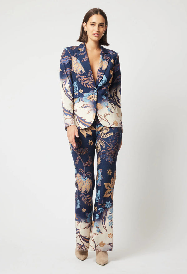 VENUS PONTE BLAZER in Lotus Flower from Oncewas